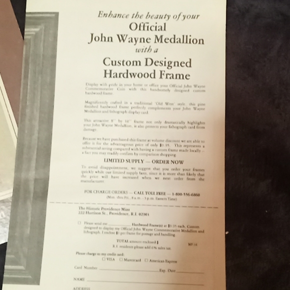 Official John Wayne Medallion - Picture 5 of 9